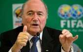 Евро-2012. Блаттер призывает разделять футбол и политику
