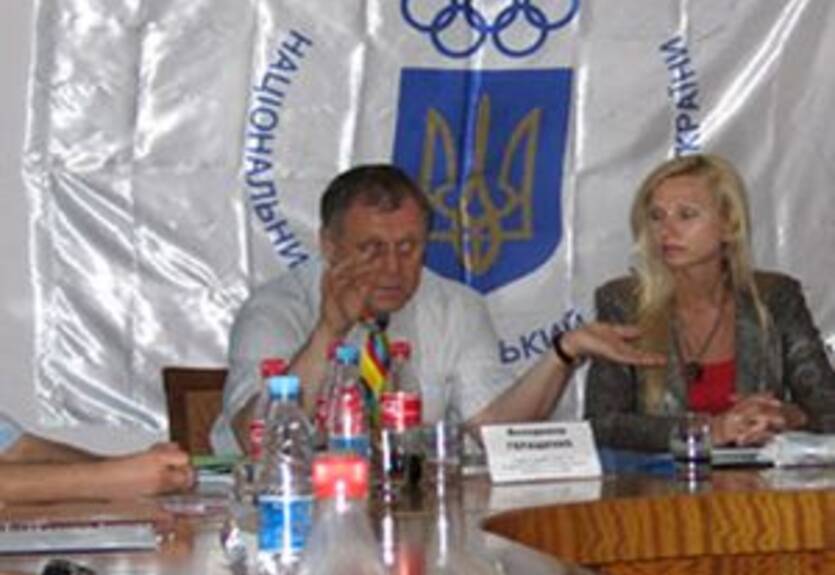 Генсек НОК Украины отстранен за спекуляцию билетами на Олимпиаду