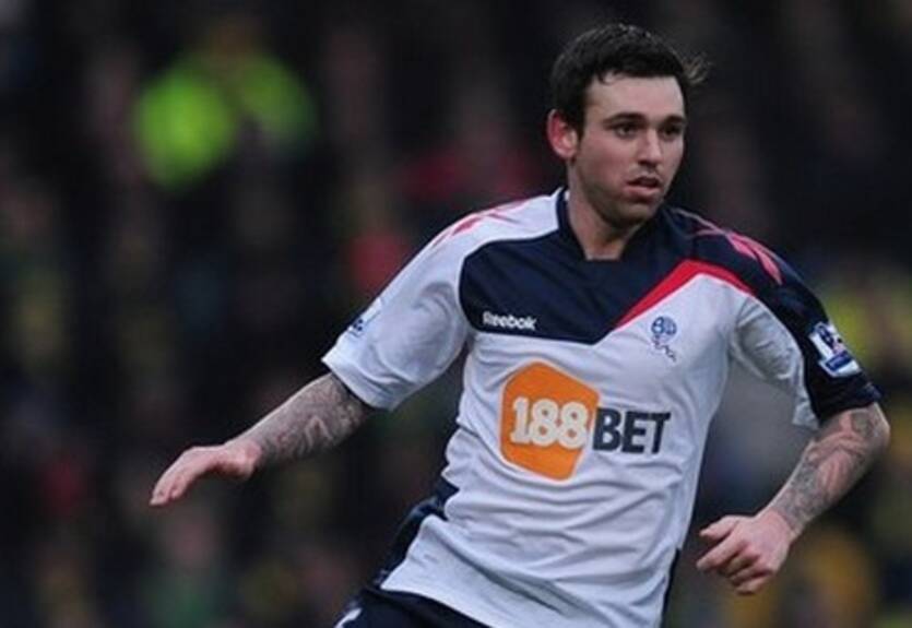 Ньюкаслу нужен хавбек Болтона