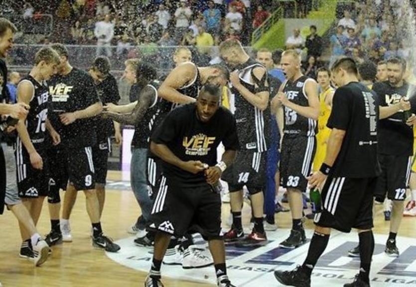 ВЭФ защитил титул чемпиона Латвии