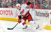 НХЛ. Каролина: переподписан ведущий защитник