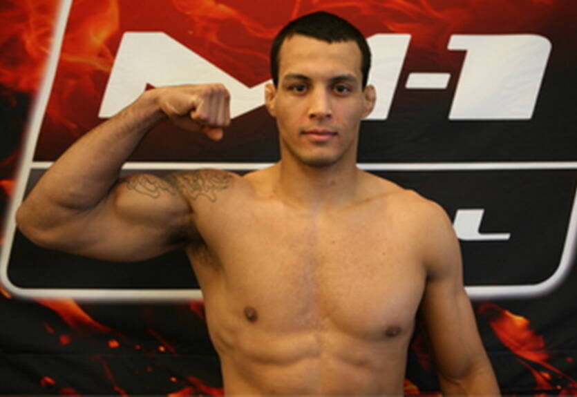 Экс-чемпион M-1 Global хочет в UFC