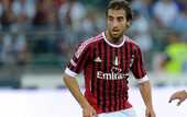 Милан предложит Фламини новый контракт