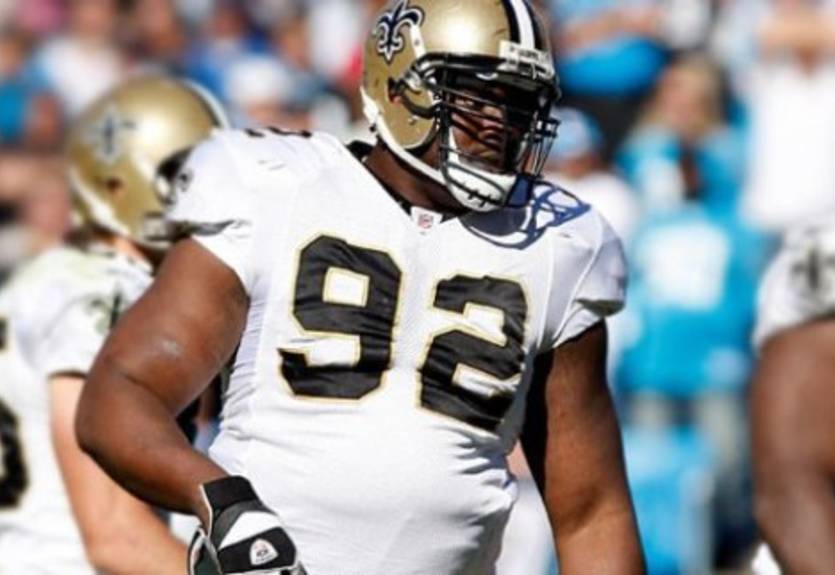 НФЛ. Сэйнтс возвращают Айоделе