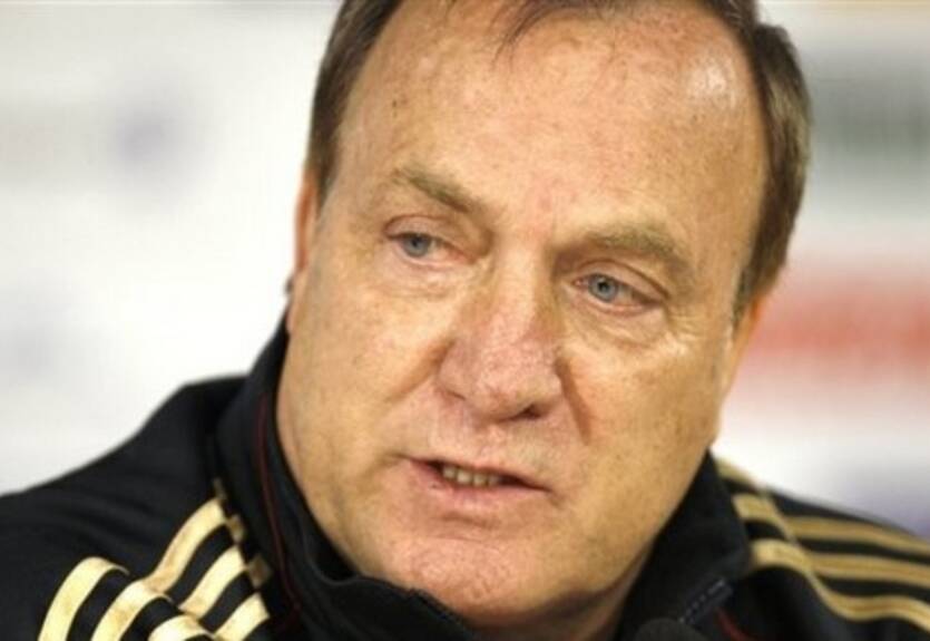 Адвокаат выбирает между сборной России и ПСВ