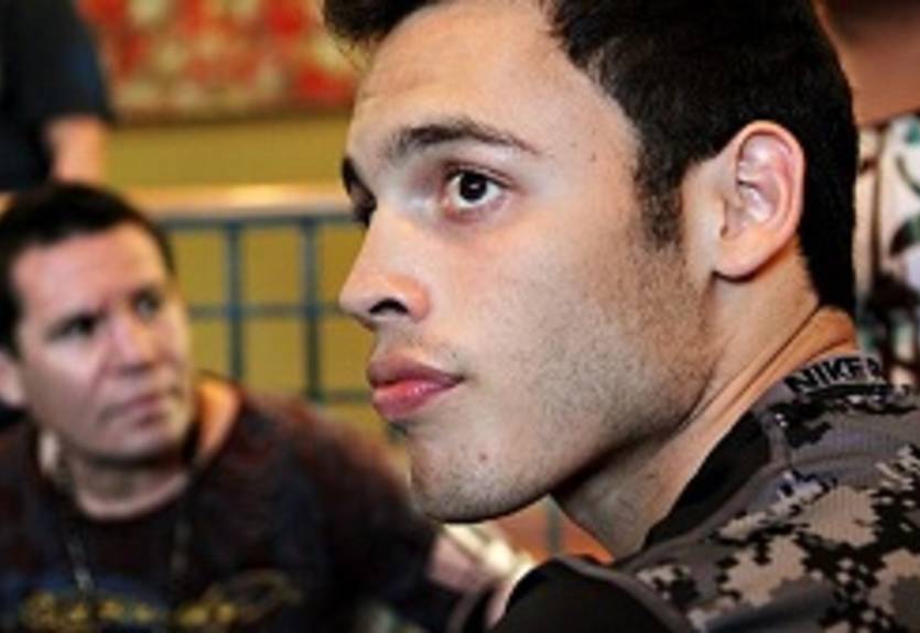 Президент WBO: "Чавес не будет драться с Мартинесом"