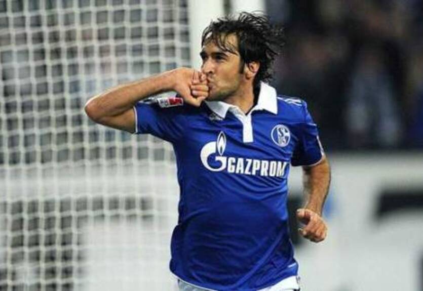 Официально: Рауль покинет Шальке этим летом