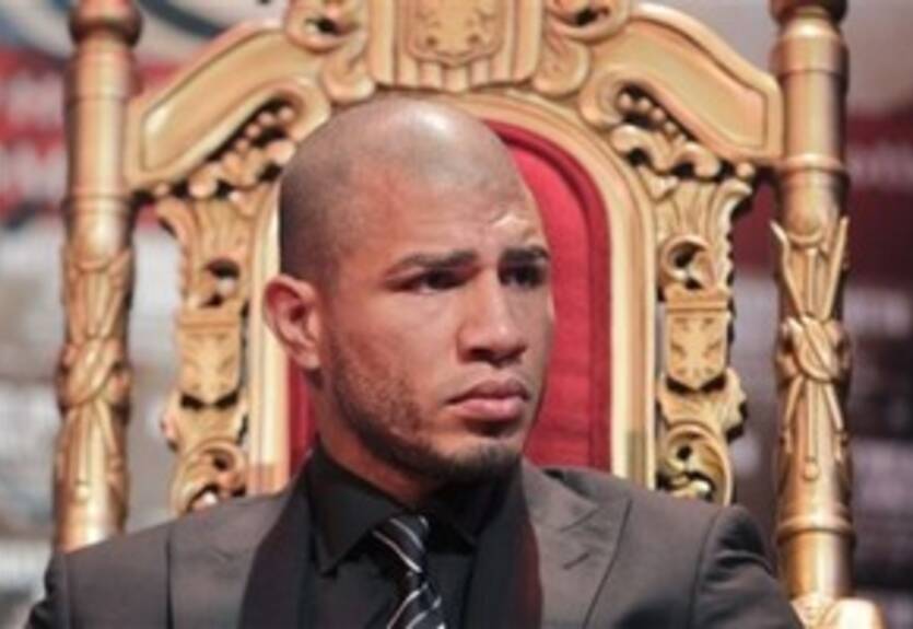 Котто: "Я должен внимательно следить за Мейвезером"