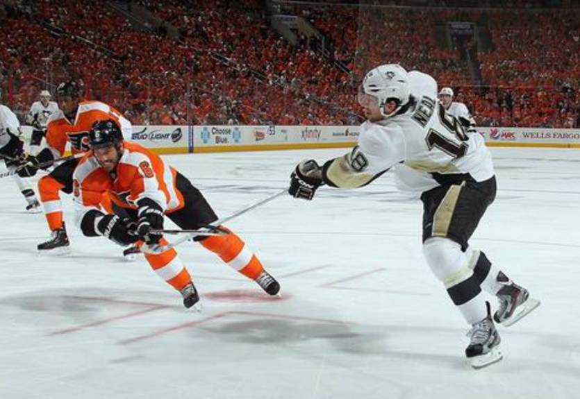 НХЛ. Дисквалификации для Нила и Эшема