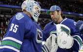 НХЛ. Ванкувер: с Лос-Анджелесом сыграет Шнайдер