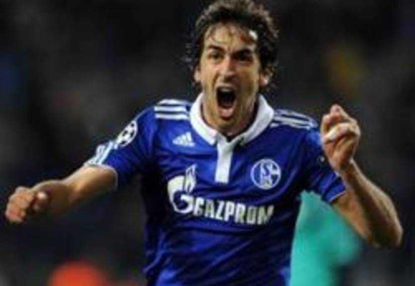 Дель Боске зовет Рауля в сборную