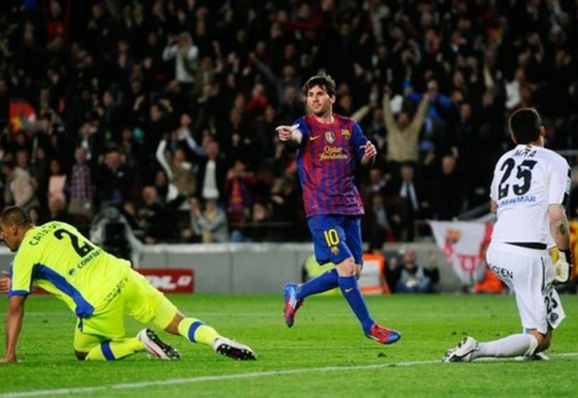 Барселона вплотную приблизилась к Реалу + ВИДЕО