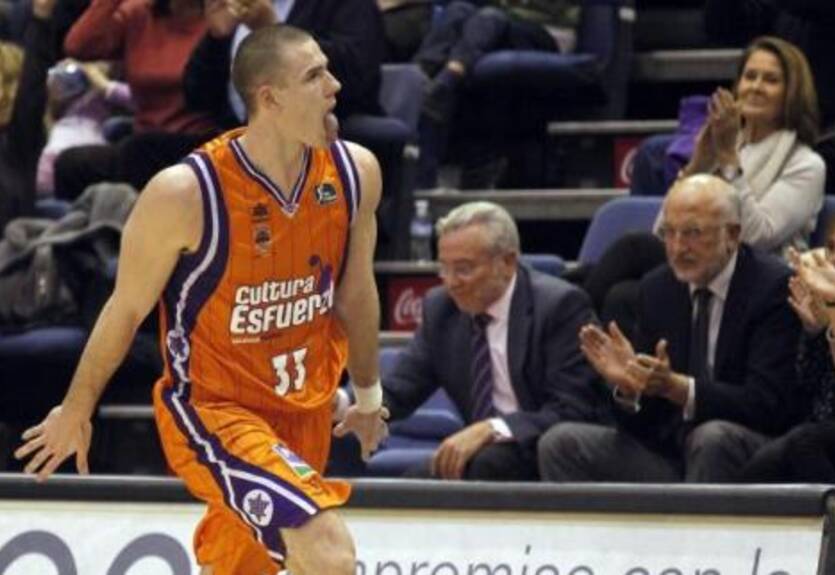 Еврокубок. Экс-игрок Днепра и конкурент Лищука — в первой символической сборной