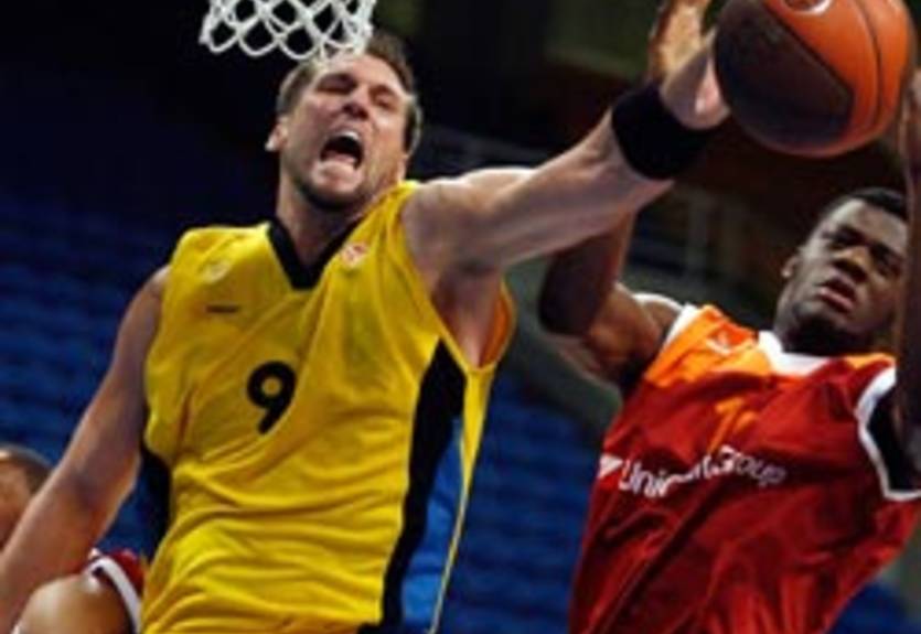 Хоман снова в центре скандала