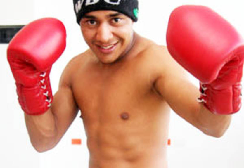 Томпсон нокаутировал Линареса