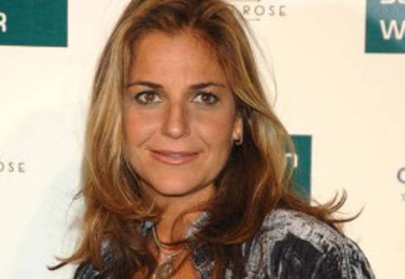 Родители "ограбили" Санчес-Викарио на 60 миллионов долларов