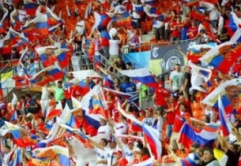 На Евро-2012 едет шеститысячная армия российских фанатов