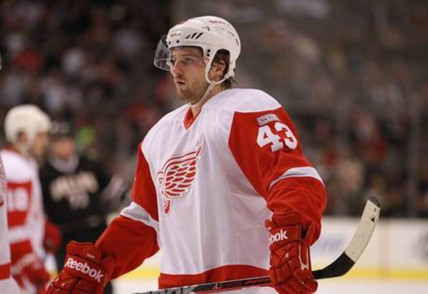 НХЛ. Детройт: месяц-полтора без форварда