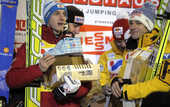 Прыжки с трамплина. Австрийцы венчают сезон победой