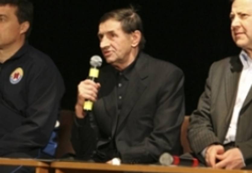 Ильичевец провел встречу с болельщиками