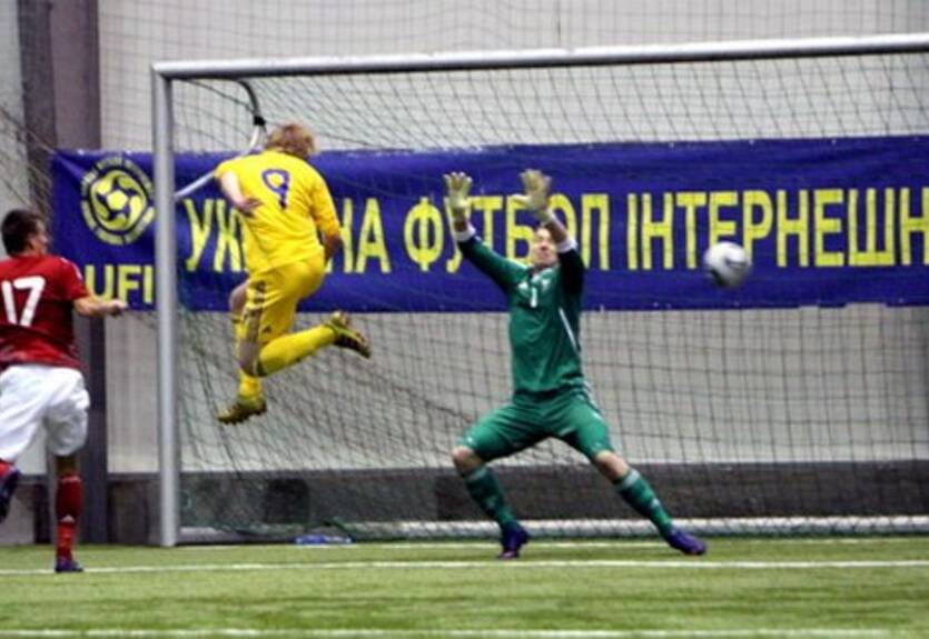 Юношеская сборная Украины разгромила датчан