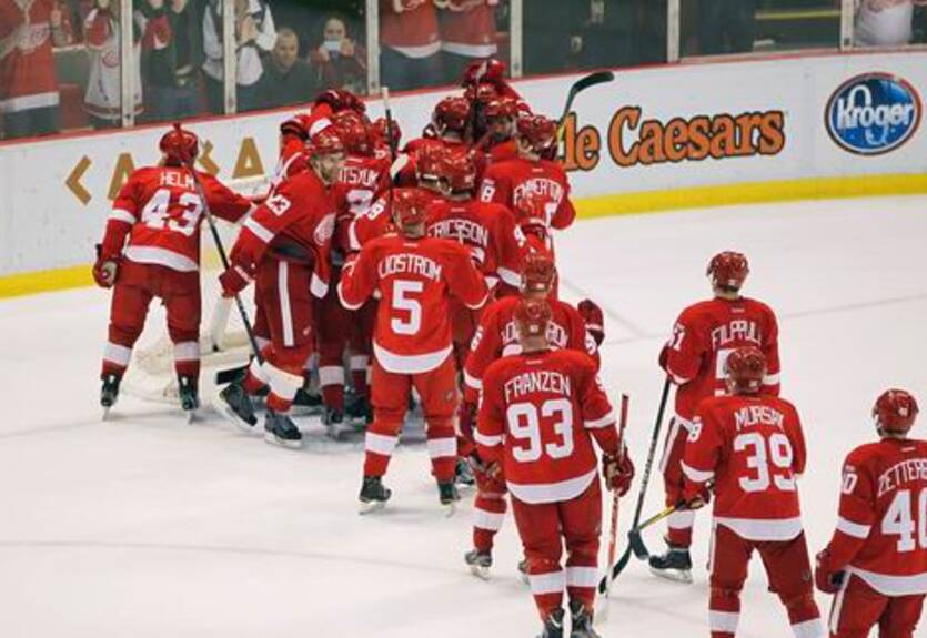 НХЛ. Детройту нужен был форвард