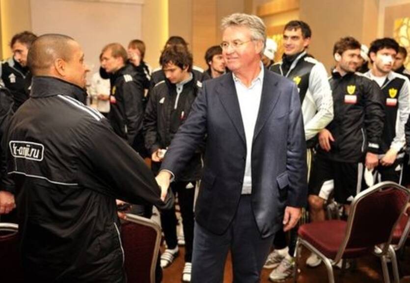 Хиддинк: "Анжи должен закрепиться среди лидеров Премьер-лиги"