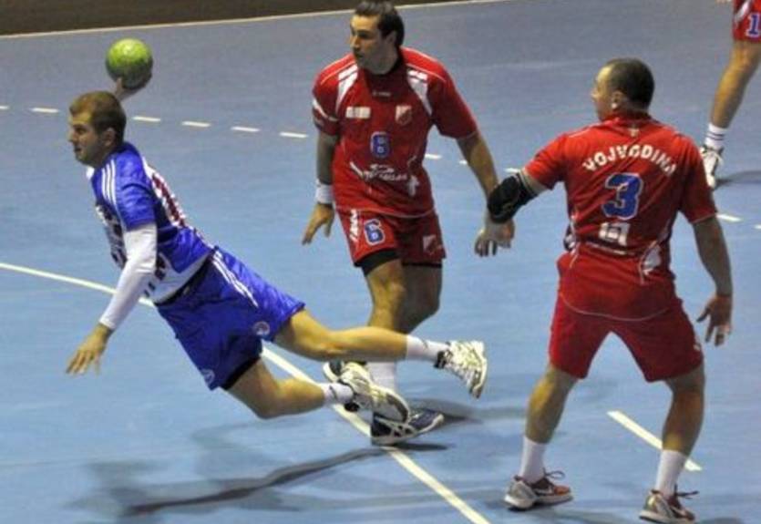 Гандбол. Мотор-ЗНТУ-ЗАС выигрывает первый матч 1/8 финала Кубка кубков