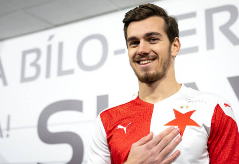 Качараба: Вызов в сборную - радостное событие для всей моей семьи