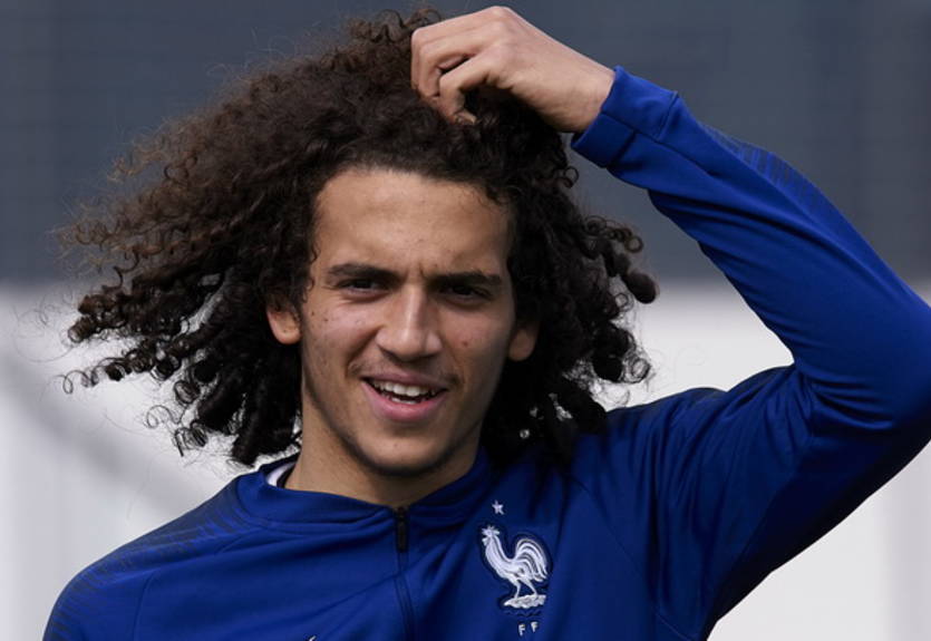 Скандальный французский полузащитник получил вызов на матч со сборной Украины