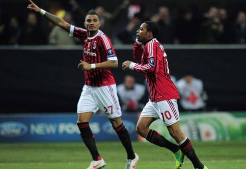 Милан уничтожает Арсенал + ВИДЕО