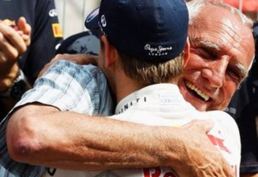 Формула-1. Матешиц: "Феттель станет еще сильнее"