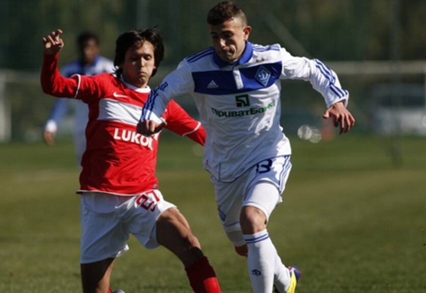 Динамо уверенно разобралось со Спартаком + ВИДЕО