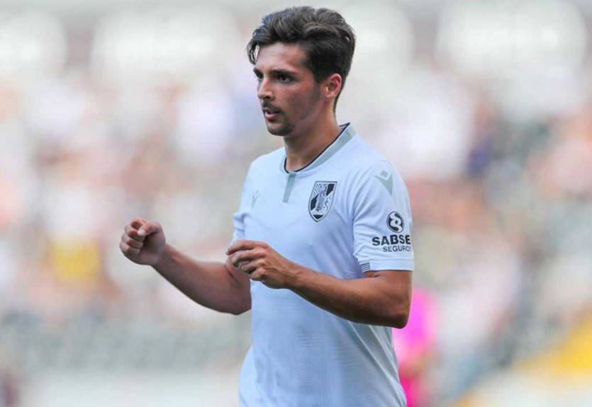 В Португалии игрок потерял сознание после столкновения с соперником