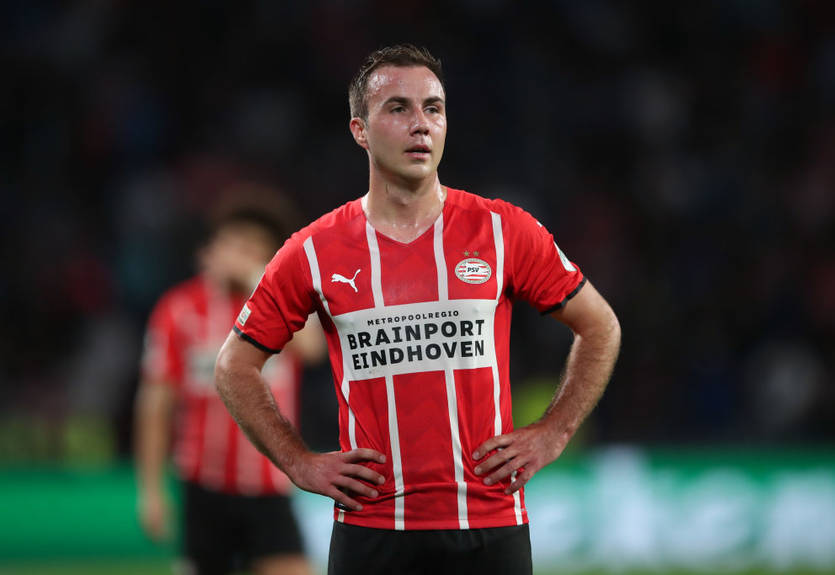 Гетце и Осимхен претендуют на звание лучшего игрока недели в Лиге Европы Гетце и Осимхен претендуют на звание лучшего игрока недели в Лиге Европы