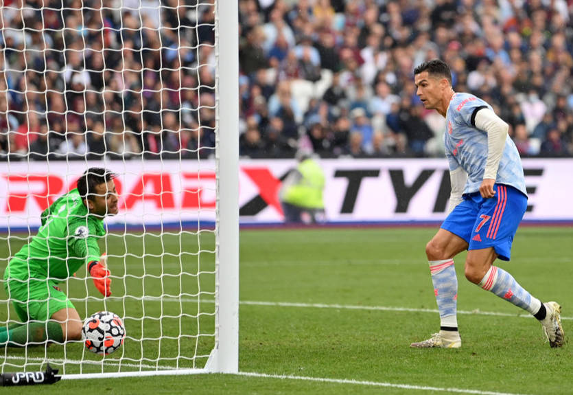 Роналду забил в третьем матче подряд после возвращения в МЮ