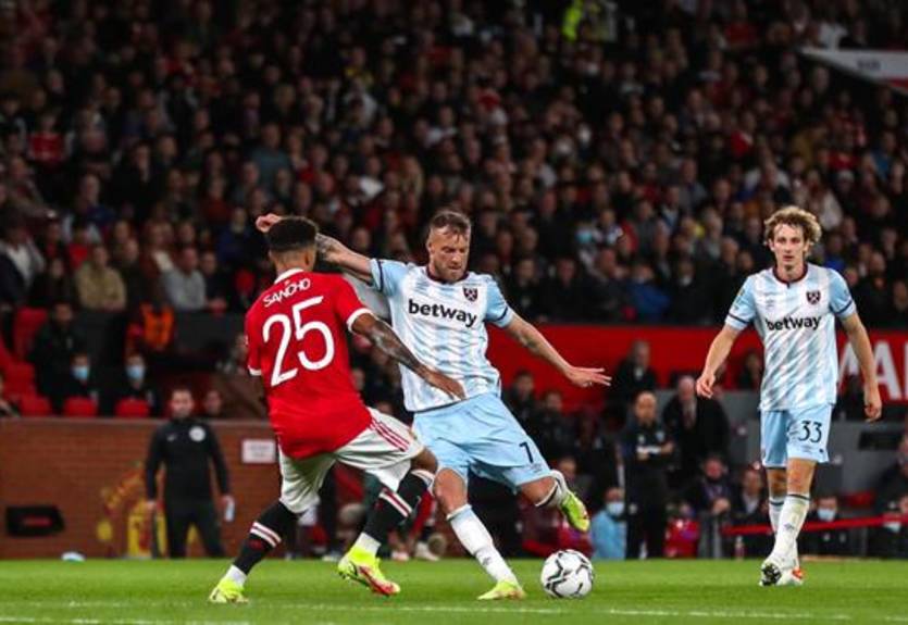 Кубок Англии: Ярмоленко помог Вест Хэму выбить МЮ, Челси в серии пенальти прошел дальше