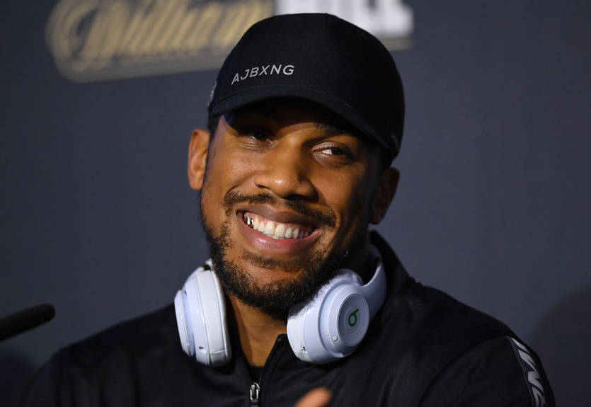 Джошуа - Усику: Со мной никому не будет легко Джошуа - Усику: Со мной никому не будет легко