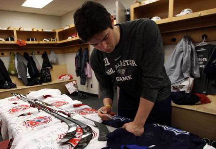 НХЛ. Прайс — первая звезда дня (05.02.12)