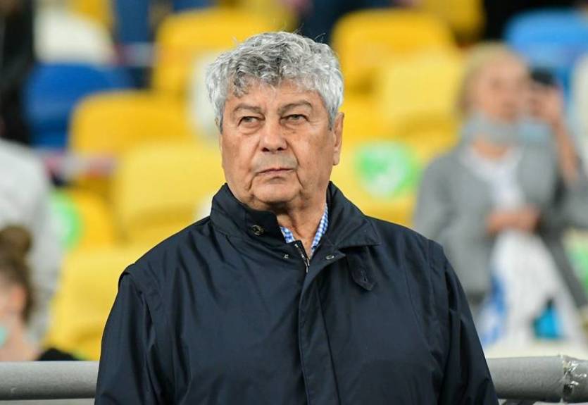 Звезду Луческу на аллее славы в Донецке залили голубой краской