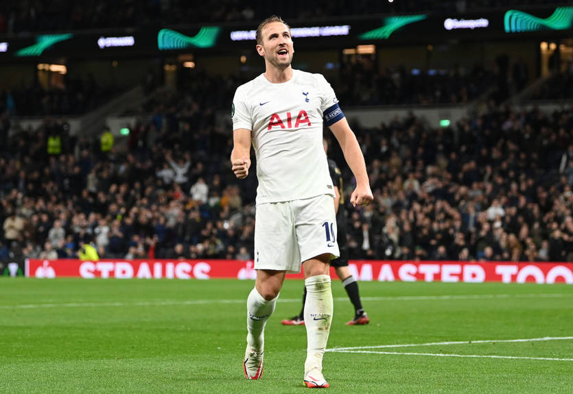 Кейн - третий игрок в истории, оформивший хет-трик в трех разных еврокубковых турнирах