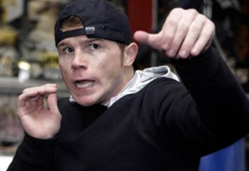 У Канело два варианта — Мосли и Кирклэнд