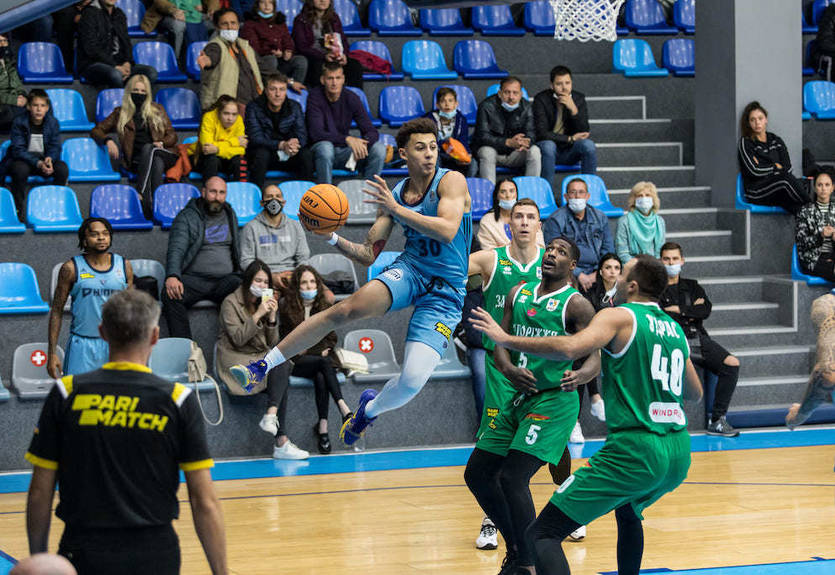 ФБУ Суперлига: Днепр одержал победу над Запорожьем