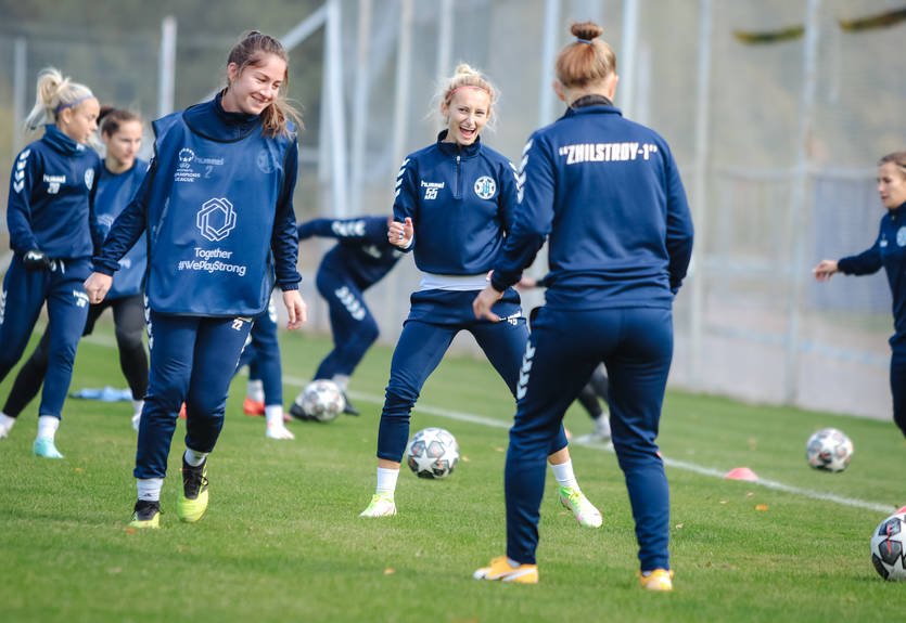 ПСЖ - Жилстрой 1: видео онлайн-трансляция женской Лиги чемпионов