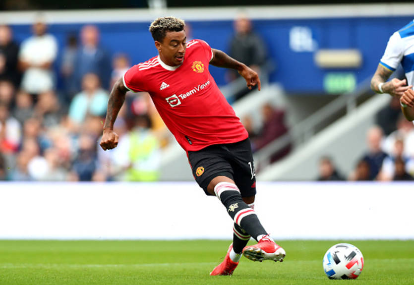 Манчестер Юнайтед намерен продлить контракт с Лингардом