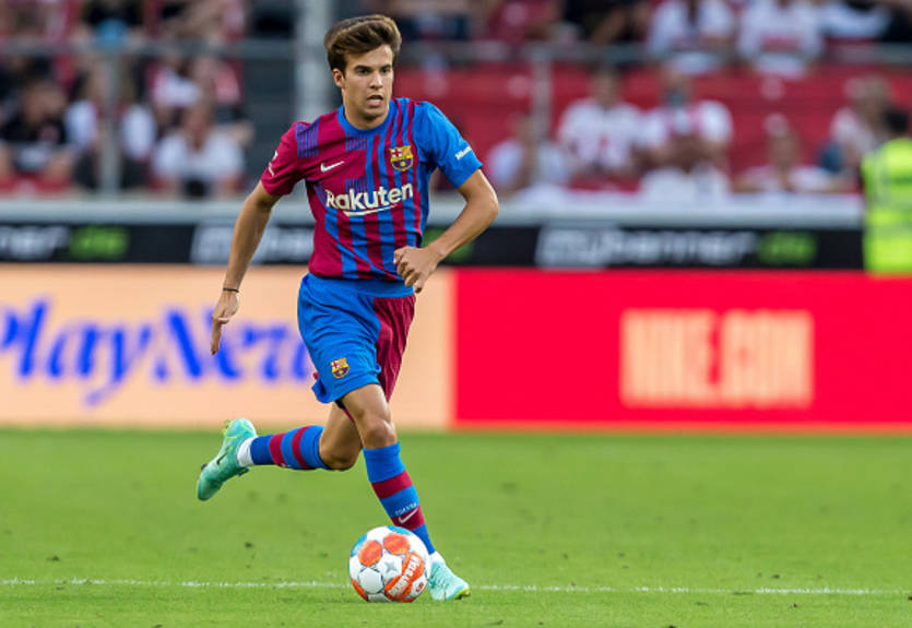 Моуринью хочет видеть в Роме хавбека Барселоны