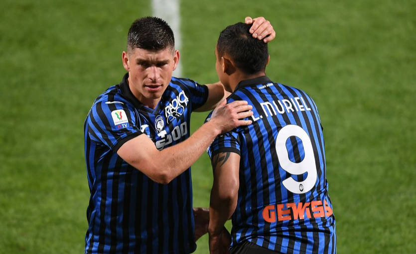 Руслан Малиновский и Луис Мюриэль / Getty Images