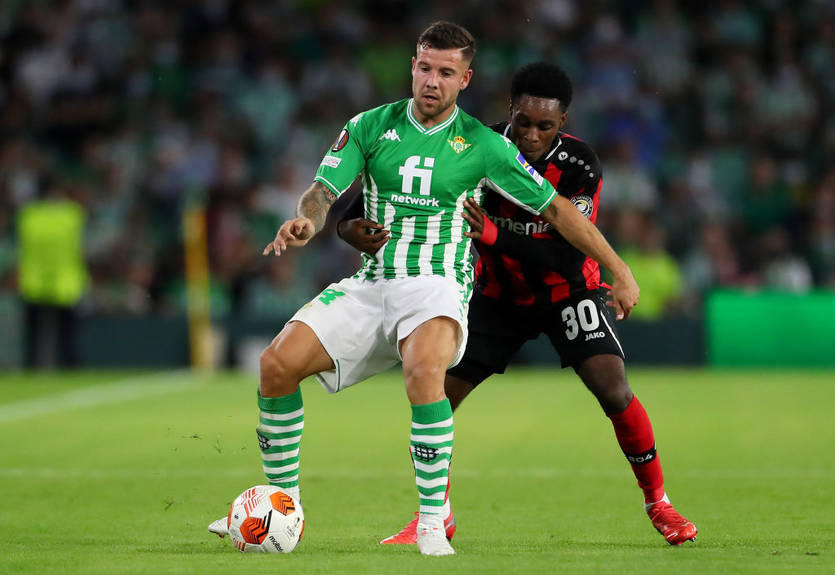 Бетис - Байер 1:1 Видео голов и обзор матча Лиги конференций