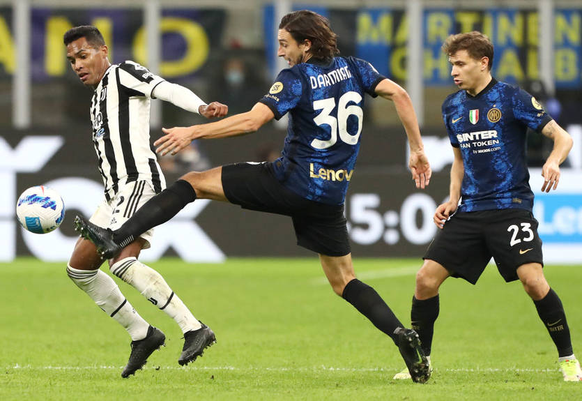 Ювентус в концовке встречи вырвал ничью у Интера