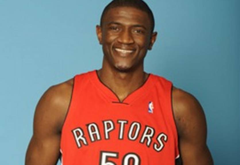 НБА. Торонто возвращает центрового